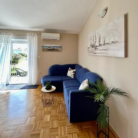 Tino & Leon Apartment *