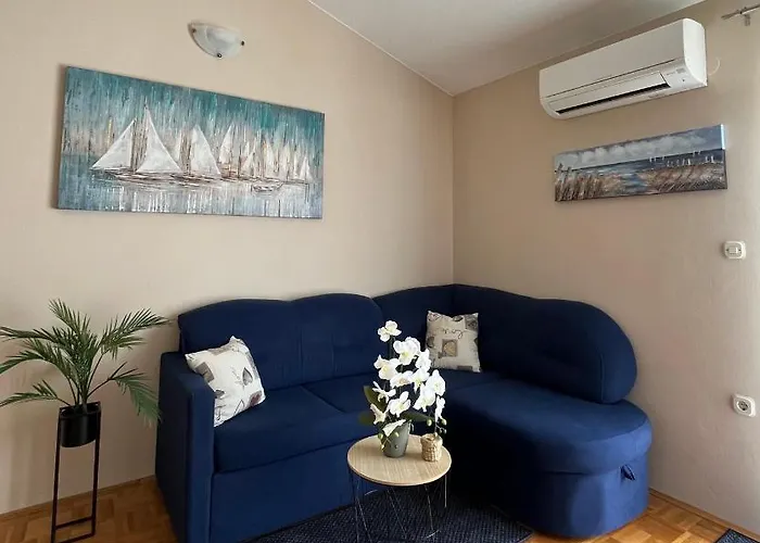 דירה Tino & Leon Sukošan